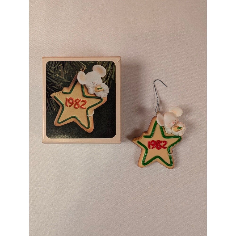 Vintage Hallmark Keepsake Christmas Ornament Cookie Mouse 1982
